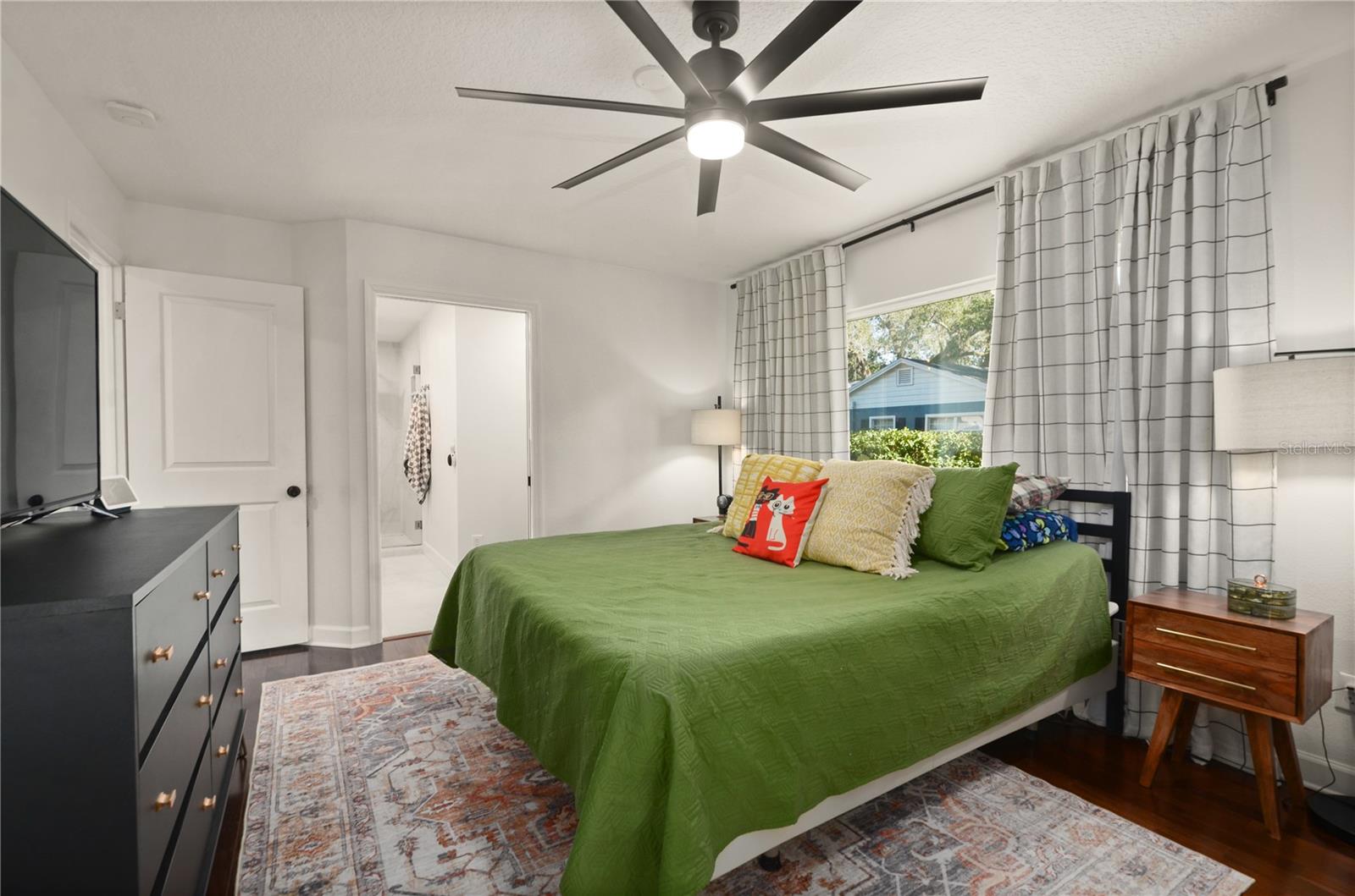 1304 GOLFVIEW St ORLANDO, FL 32804