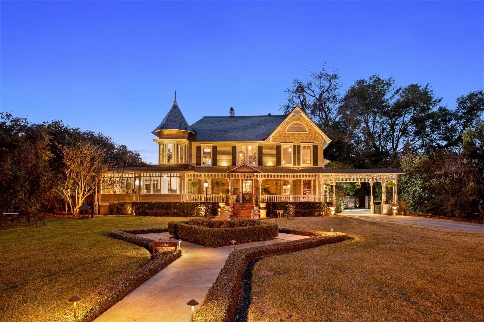 614 Lk Ave ORLANDO, FL 32801