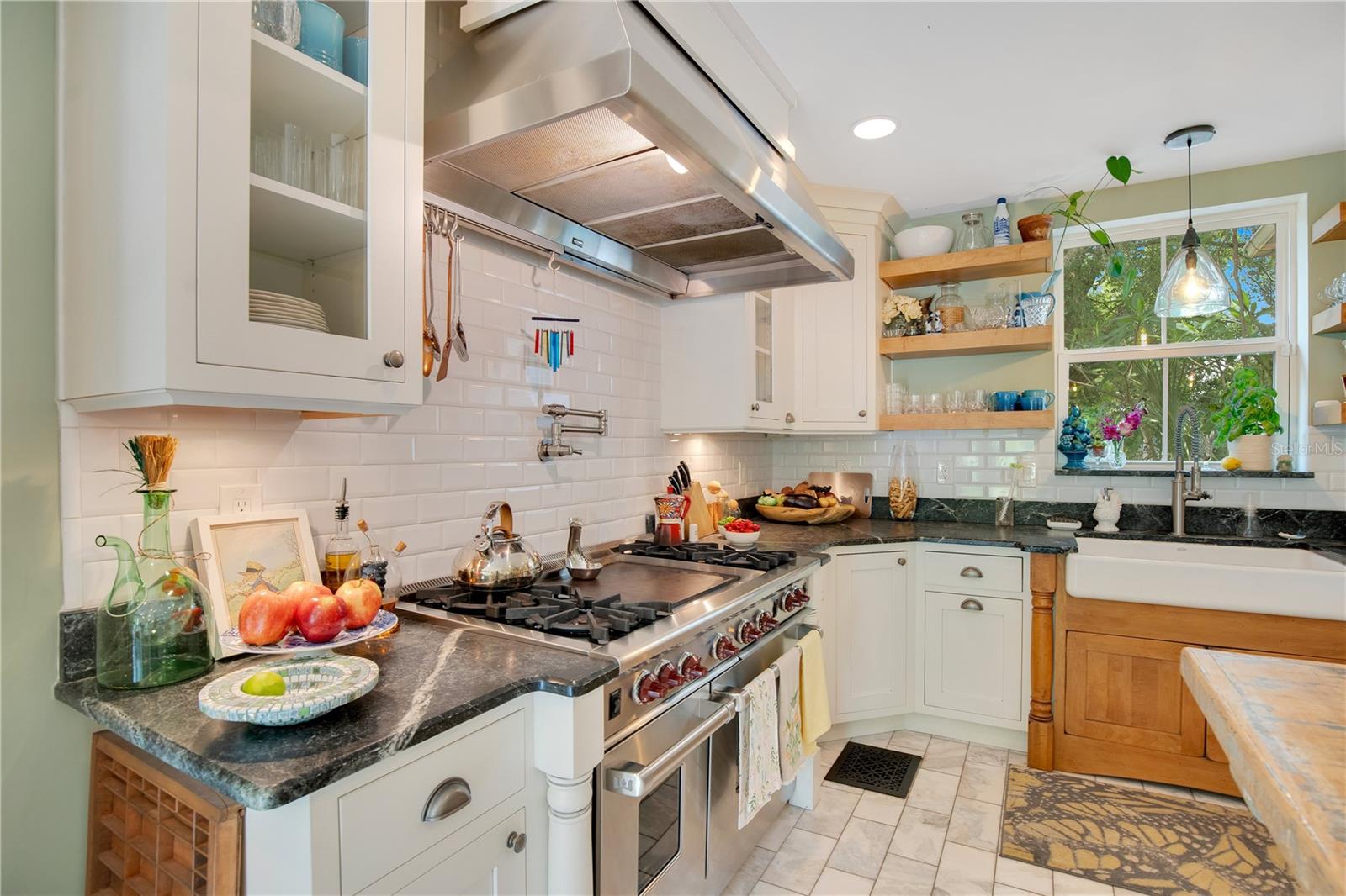 614 Lk Ave ORLANDO, FL 32801