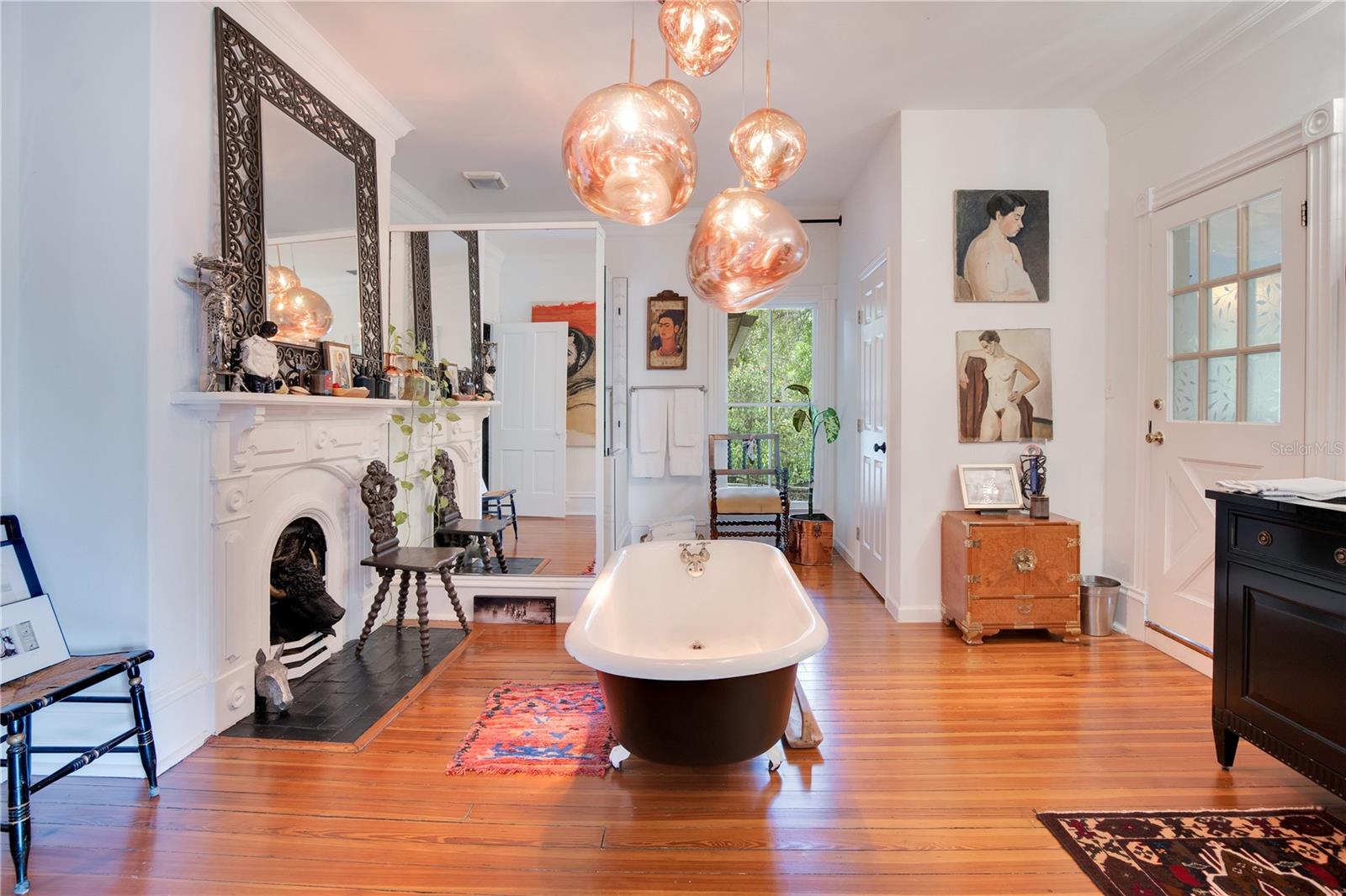 614 Lk Ave ORLANDO, FL 32801