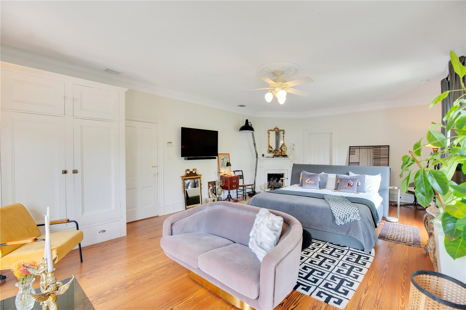 614 Lk Ave ORLANDO, FL 32801