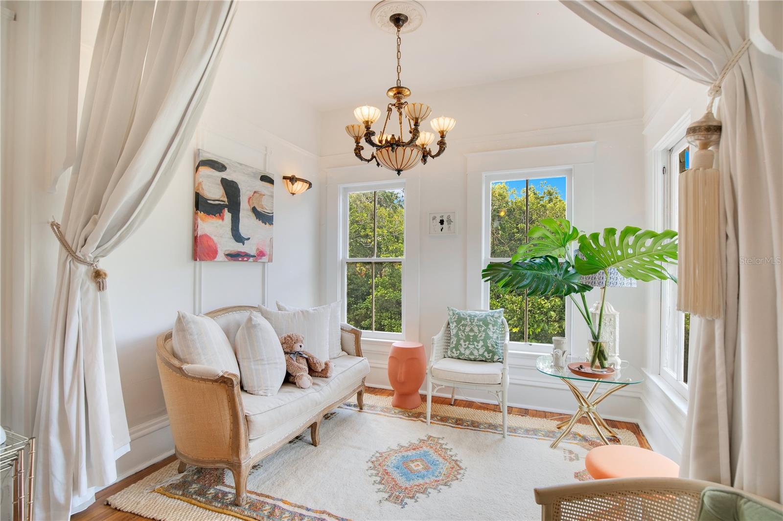 614 Lk Ave ORLANDO, FL 32801