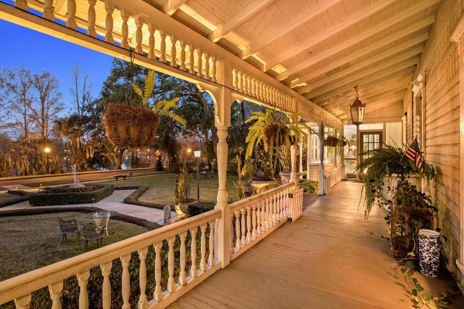 614 Lk Ave ORLANDO, FL 32801