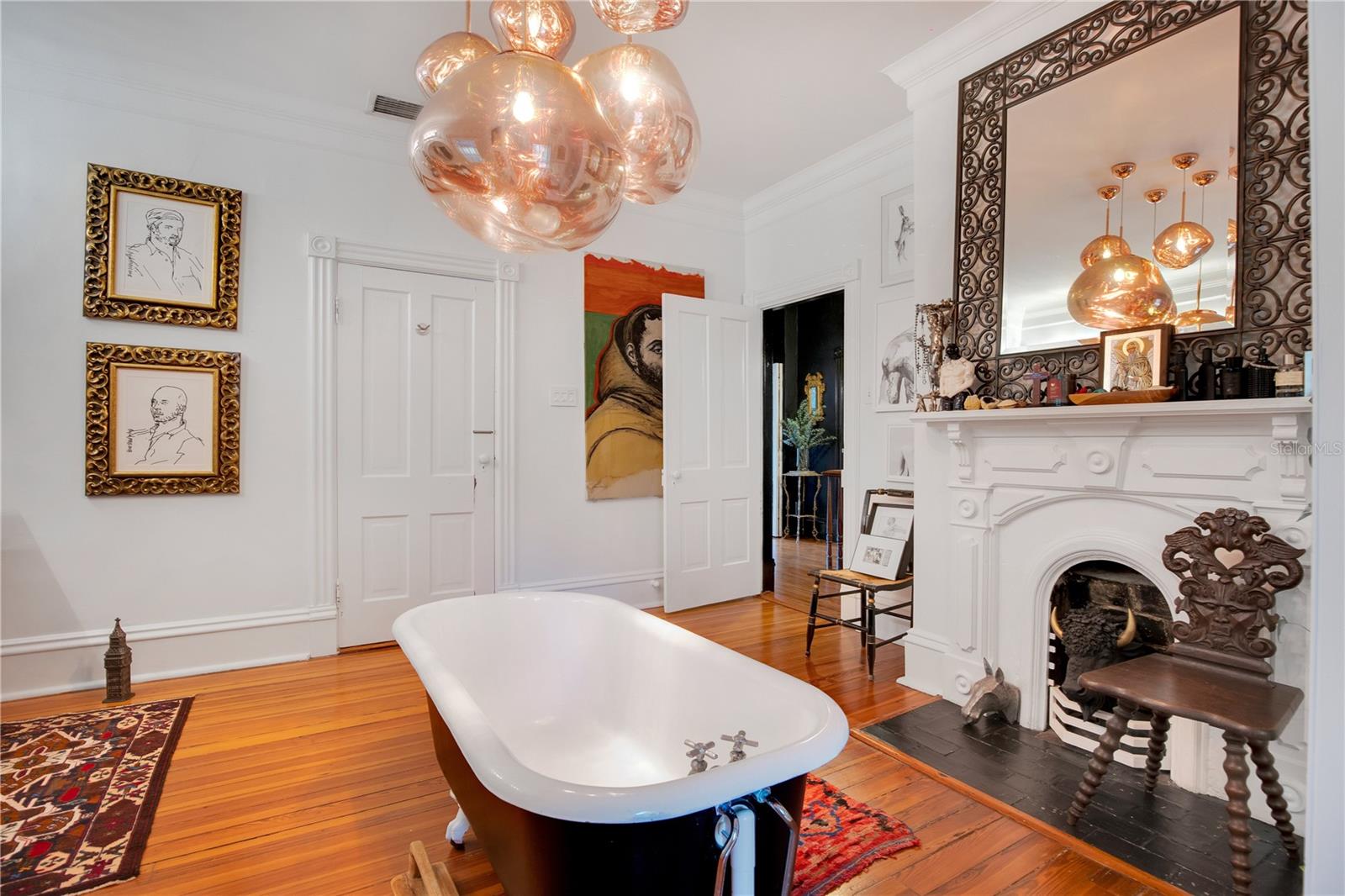 614 Lk Ave ORLANDO, FL 32801