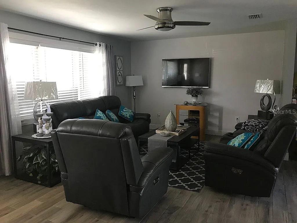 227 WOODLAND Ave COCOA BEACH, FL 32931