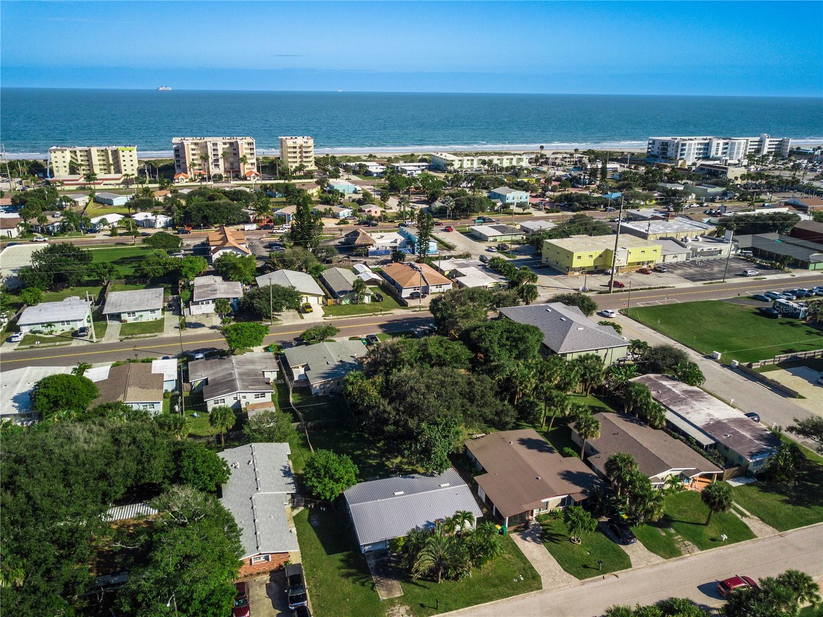 227 WOODLAND Ave COCOA BEACH, FL 32931