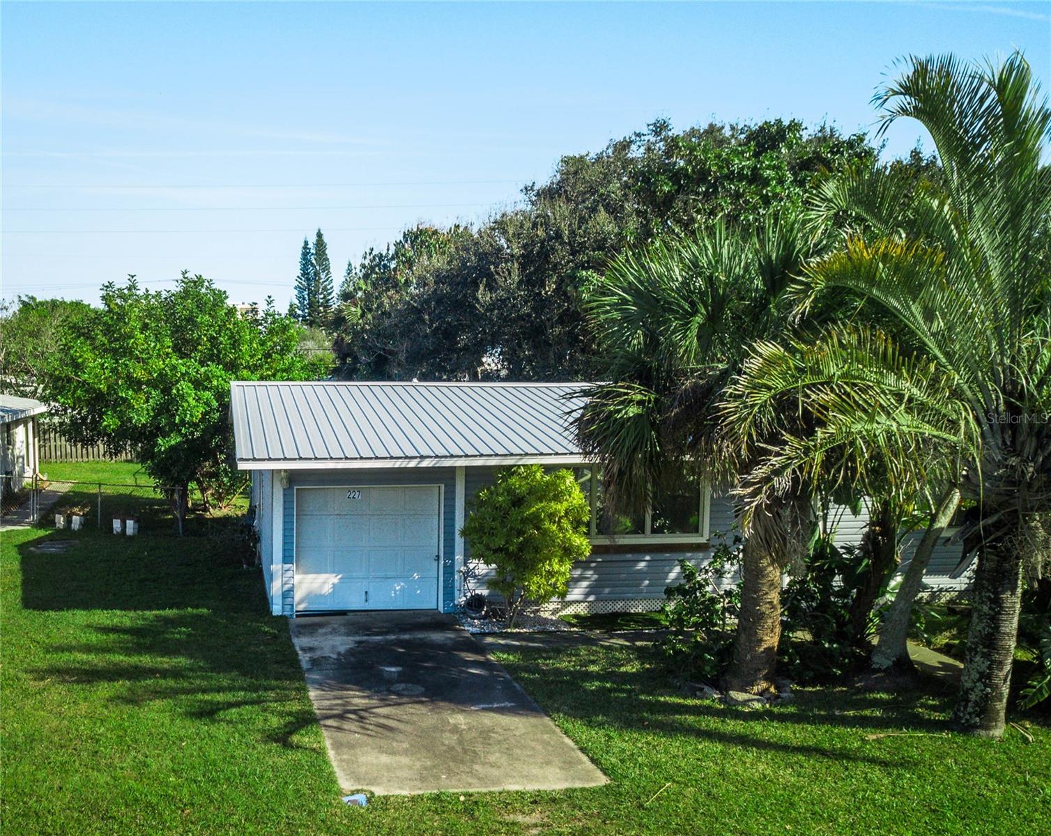 227 WOODLAND Ave COCOA BEACH, FL 32931