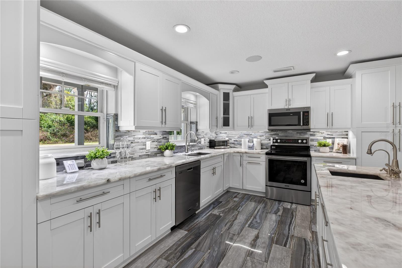 3663 BERGER Rd LUTZ, FL 33548