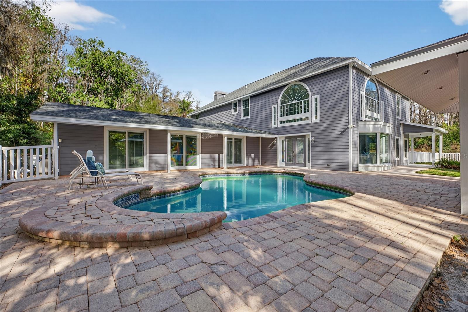 3663 BERGER Rd LUTZ, FL 33548