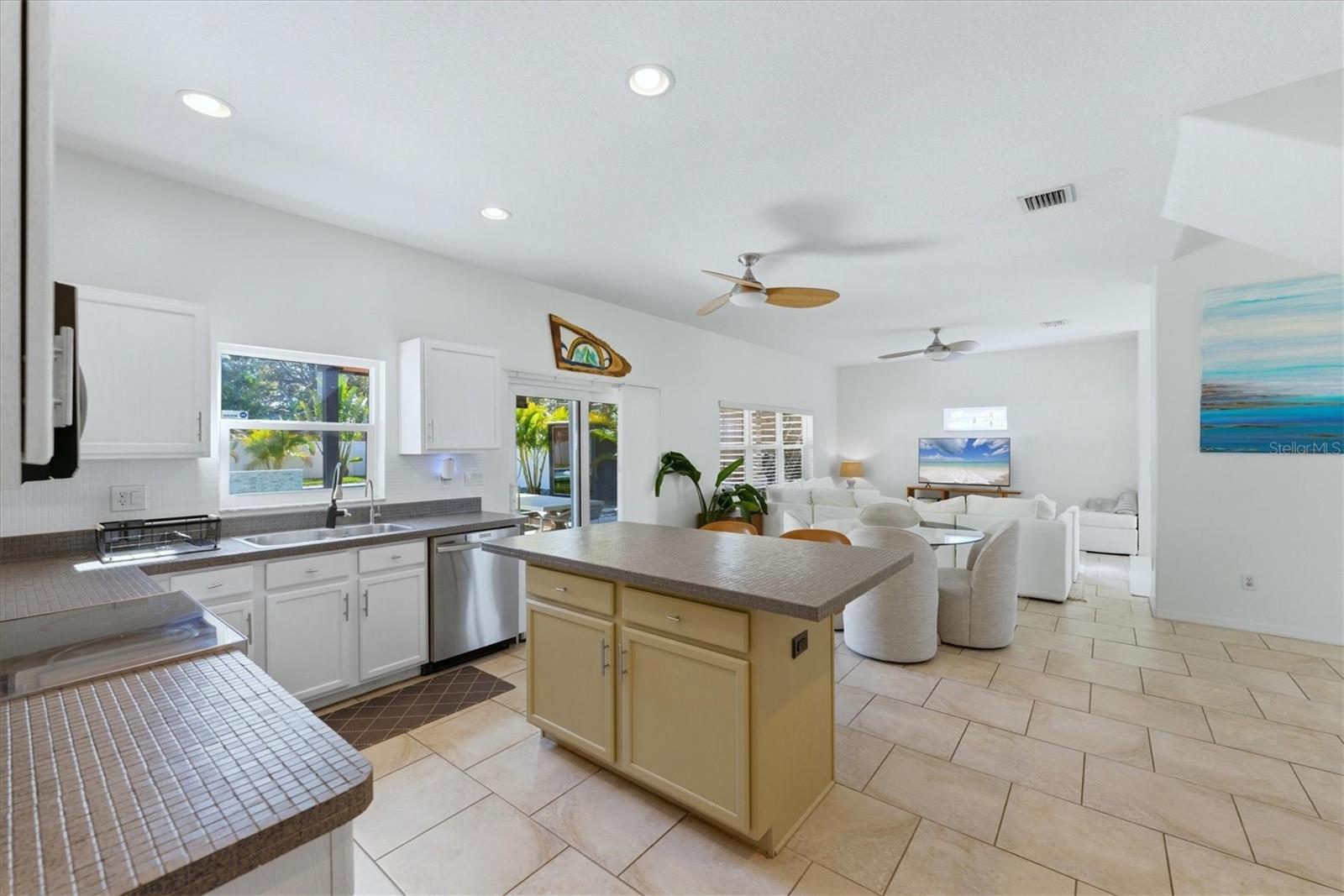 236 15TH Ave ST PETERSBURG, FL 33701