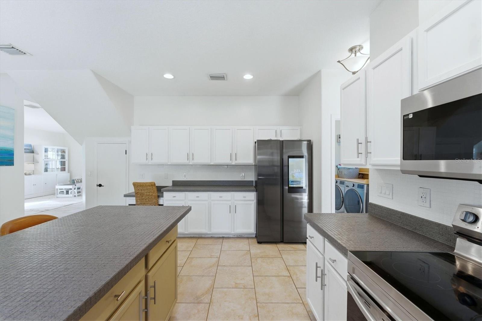 236 15TH Ave ST PETERSBURG, FL 33701