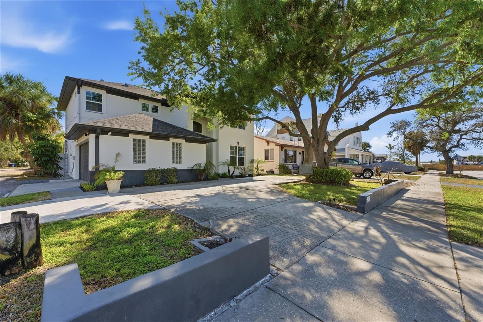 236 15TH Ave ST PETERSBURG, FL 33701