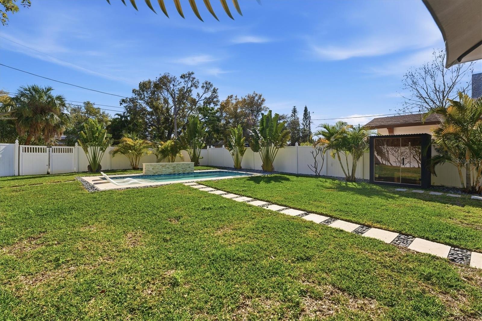 236 15TH Ave ST PETERSBURG, FL 33701