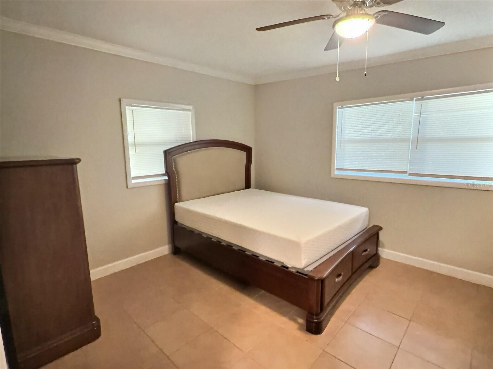 102 QUINTARD Ave ORLANDO, FL 32811