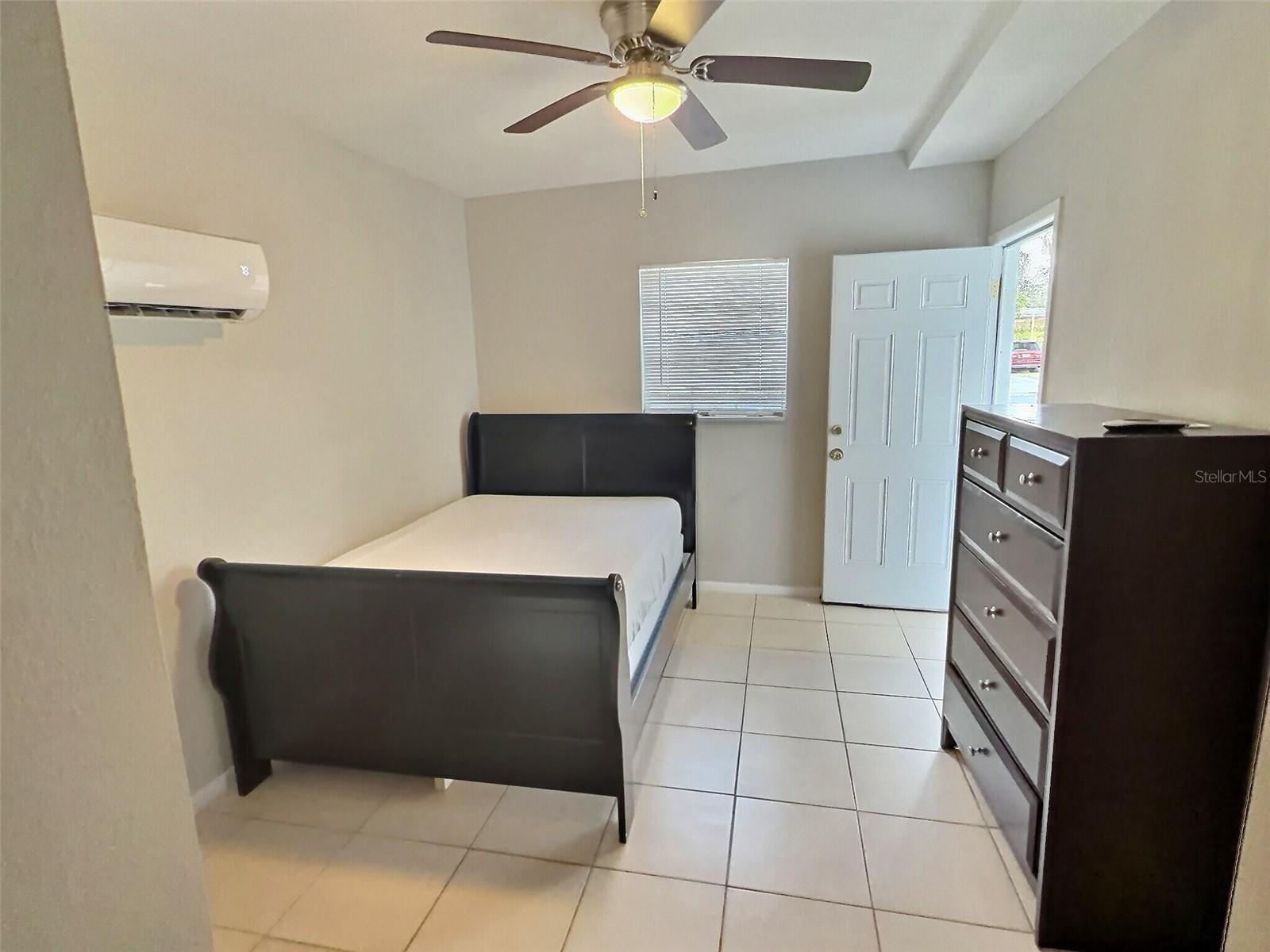 102 QUINTARD Ave ORLANDO, FL 32811