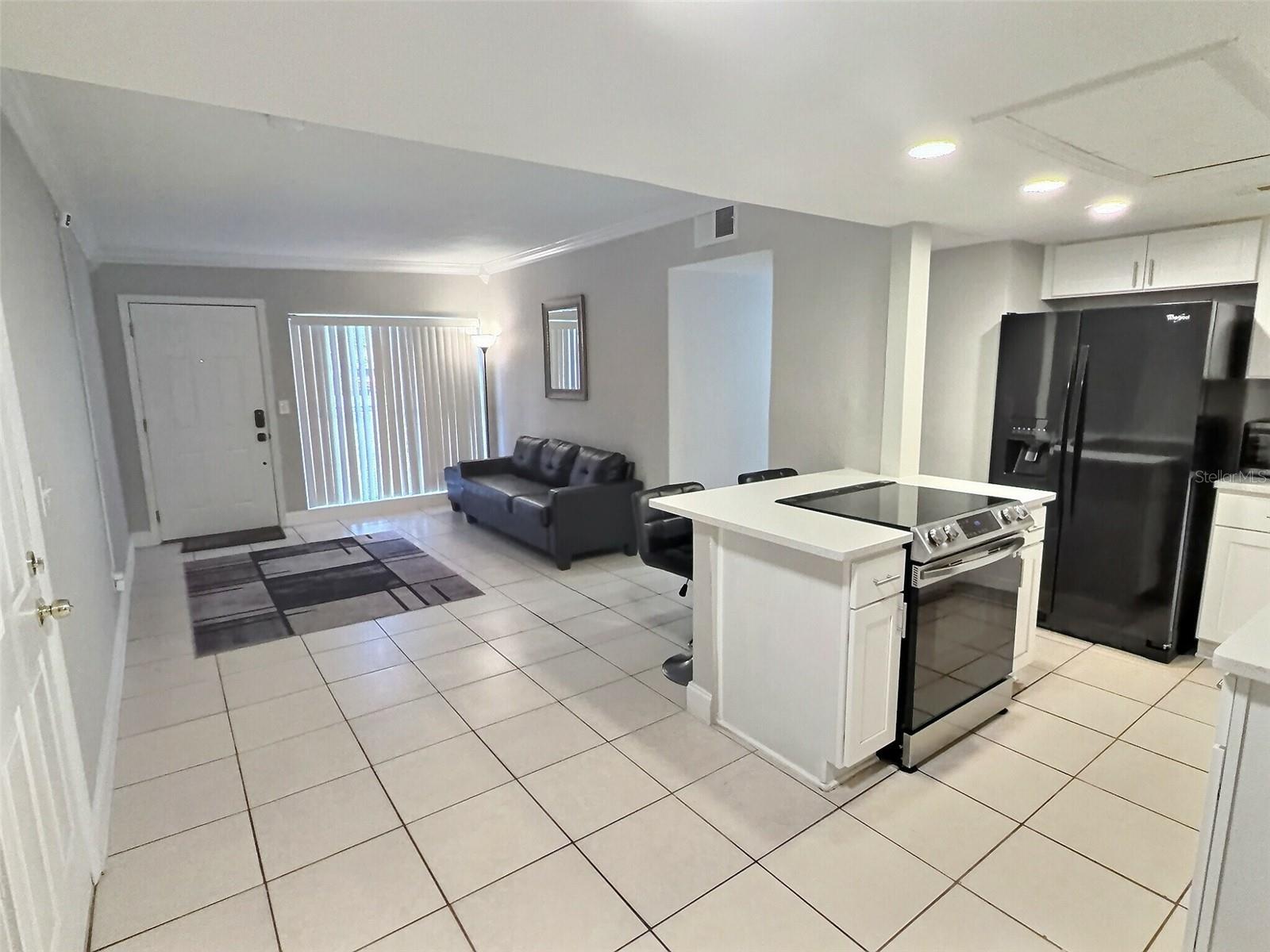 102 QUINTARD Ave ORLANDO, FL 32811