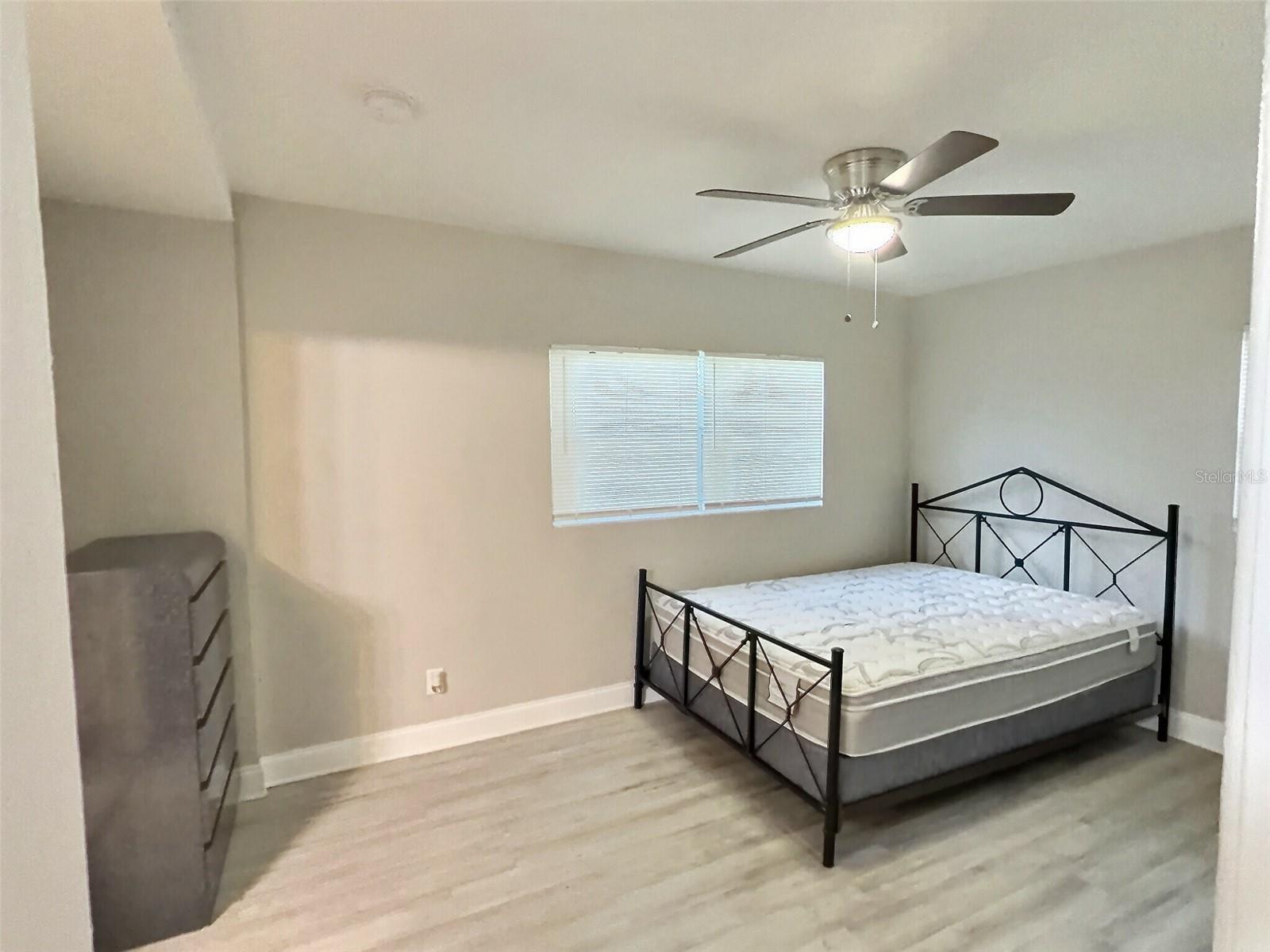 102 QUINTARD Ave ORLANDO, FL 32811