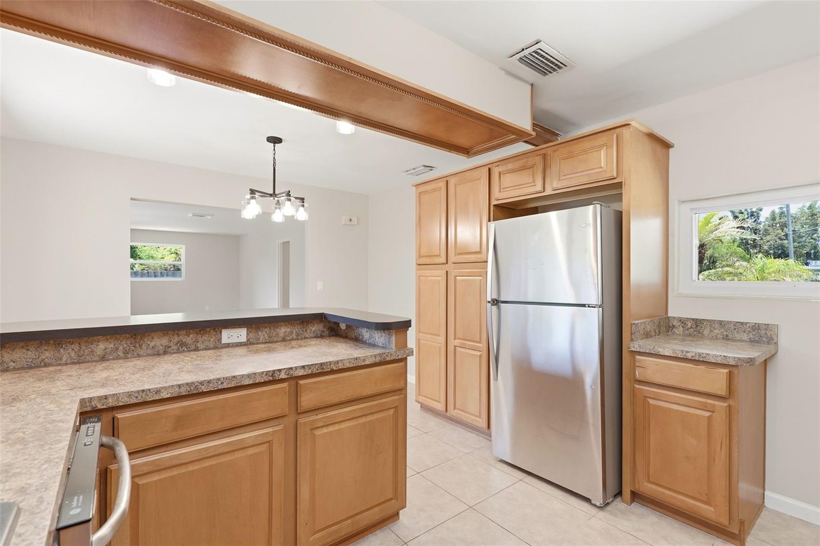 511 OXFORD Ct ORLANDO, FL 32803