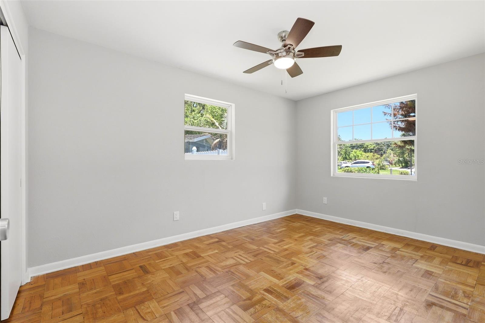 511 OXFORD Ct ORLANDO, FL 32803