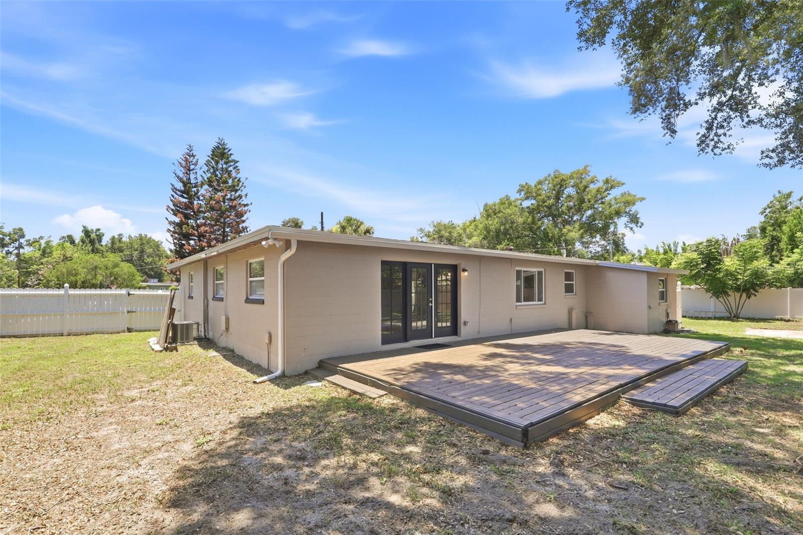 511 OXFORD Ct ORLANDO, FL 32803