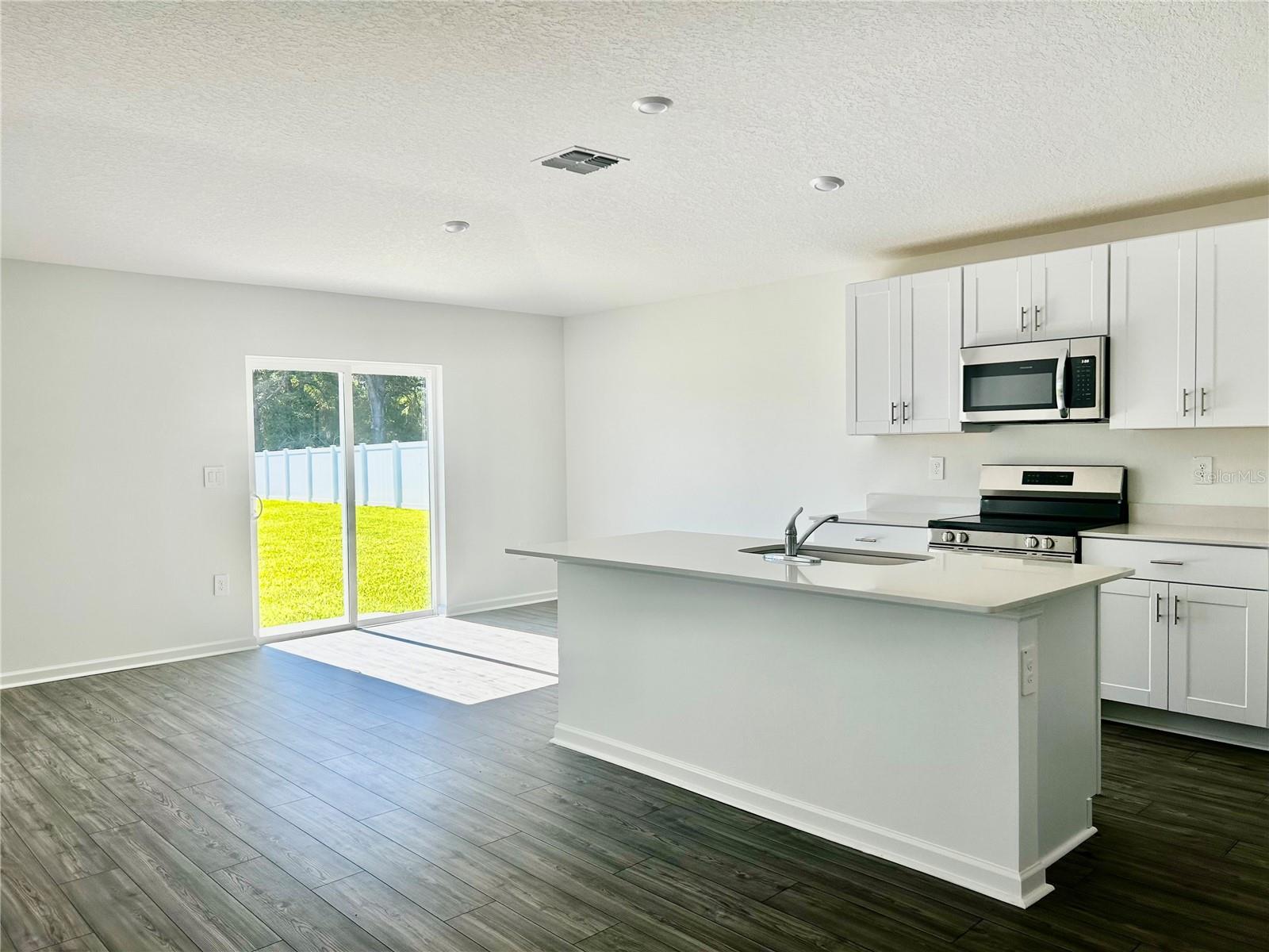 1112 NW 48th Ter OCALA, FL 34482