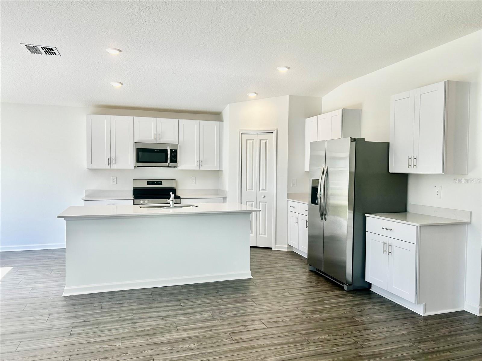 1112 NW 48th Ter OCALA, FL 34482