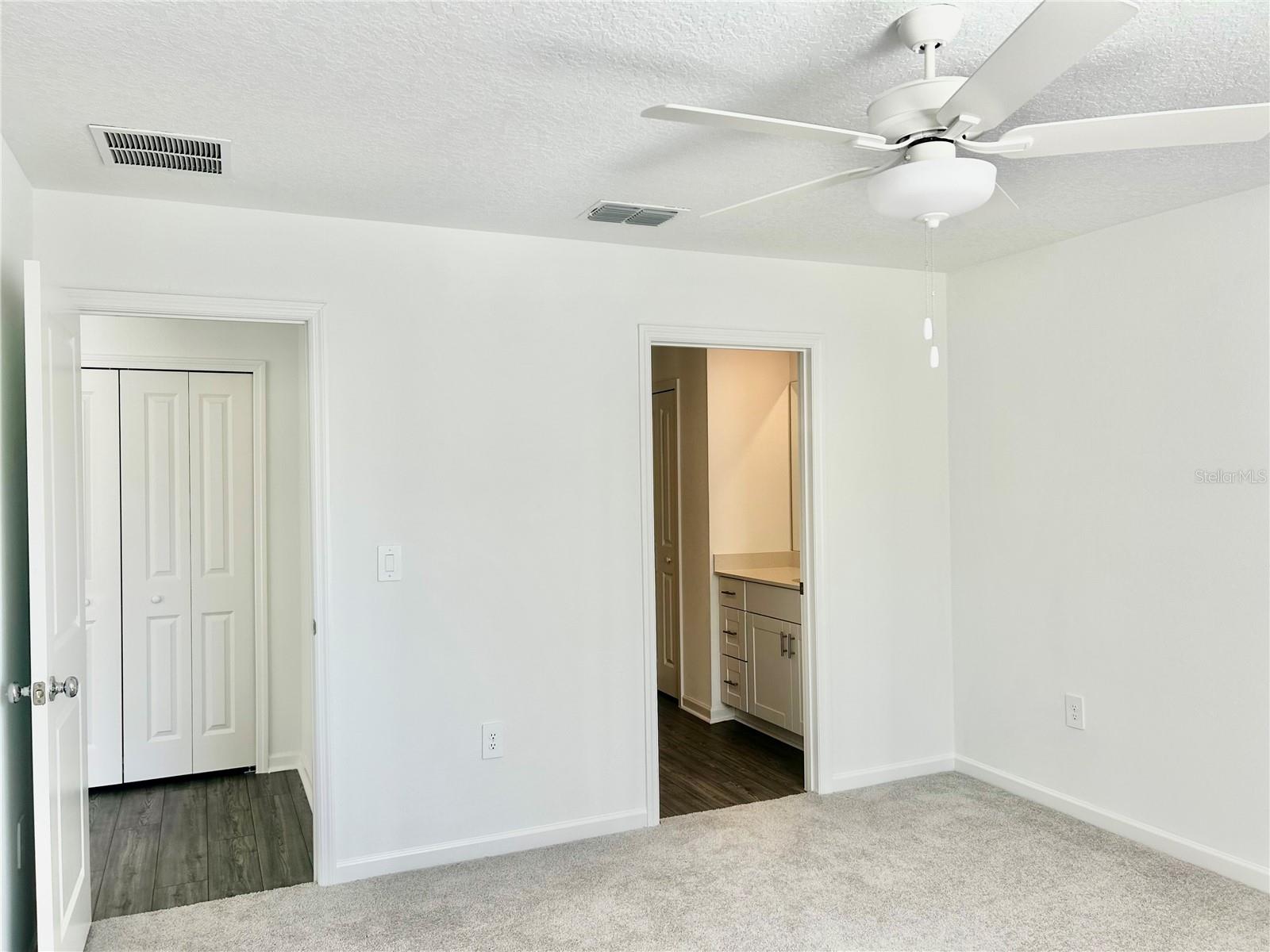 1112 NW 48th Ter OCALA, FL 34482