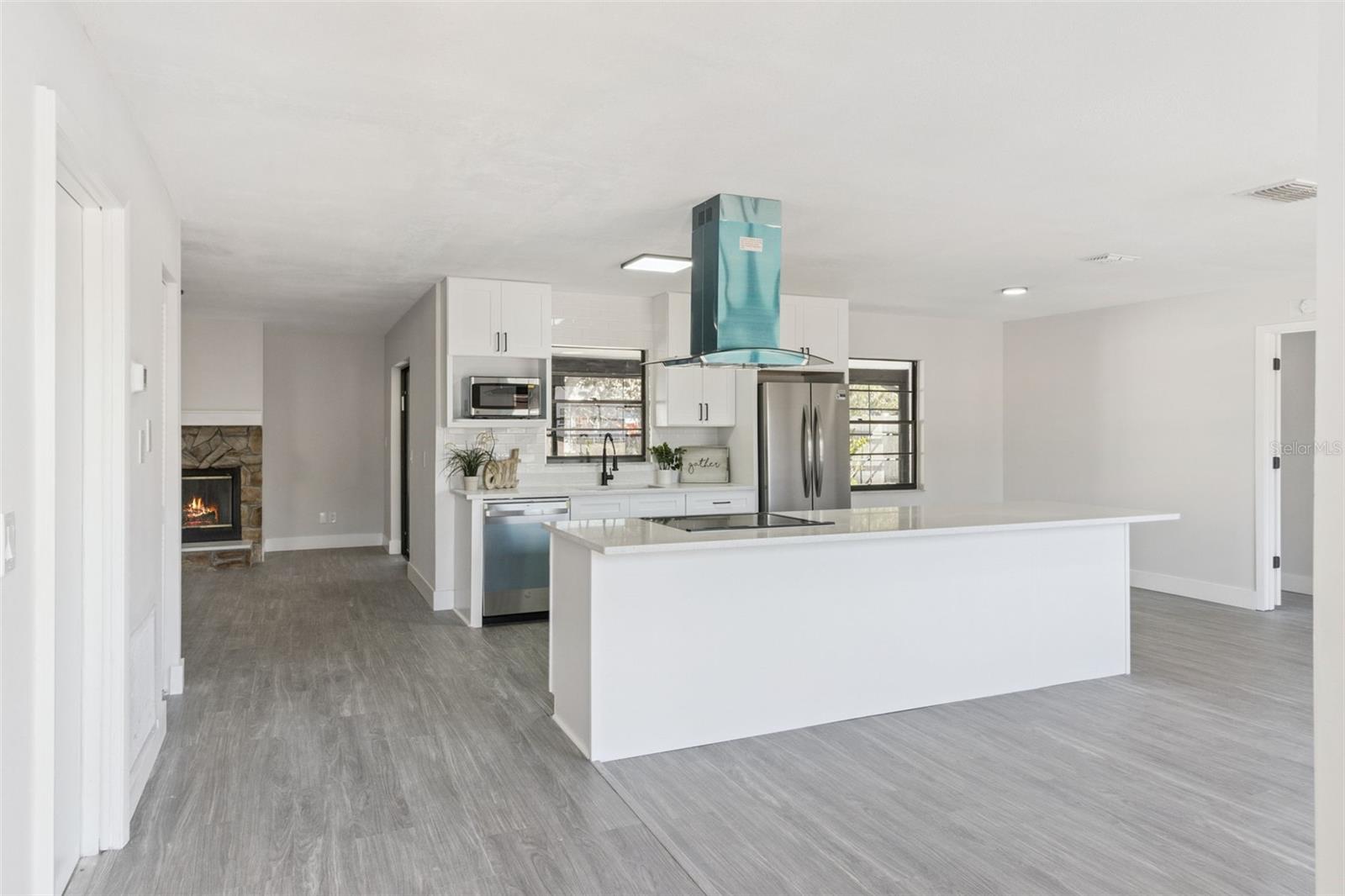 2533 OAK RUN Blvd KISSIMMEE, FL 34744