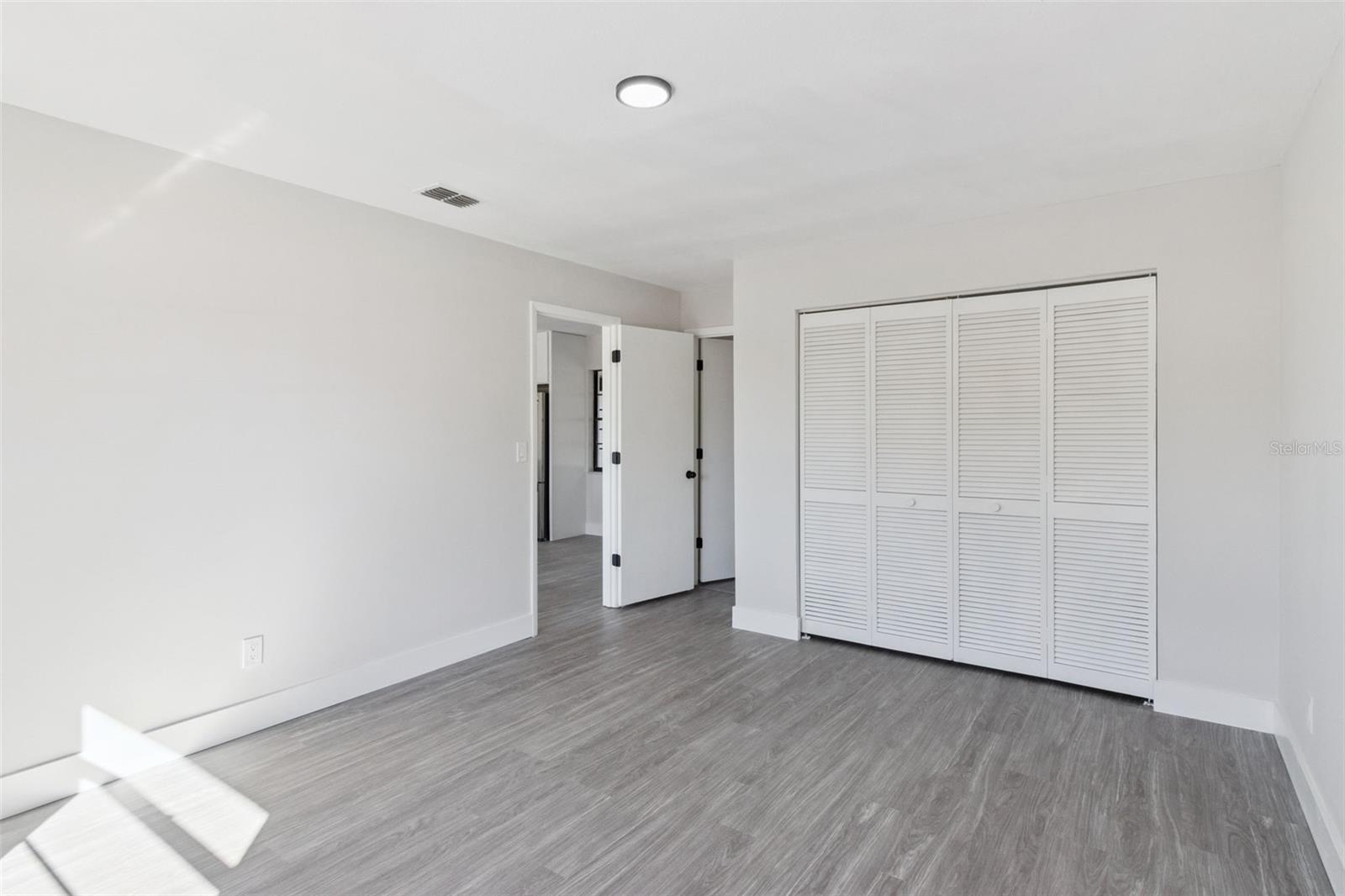 2533 OAK RUN Blvd KISSIMMEE, FL 34744