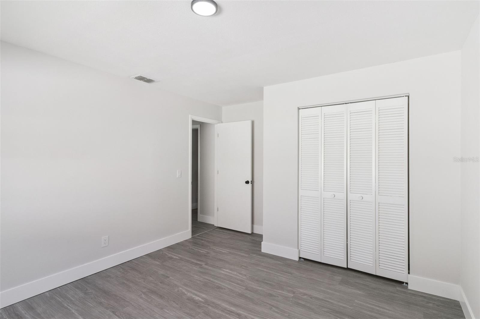 2533 OAK RUN Blvd KISSIMMEE, FL 34744