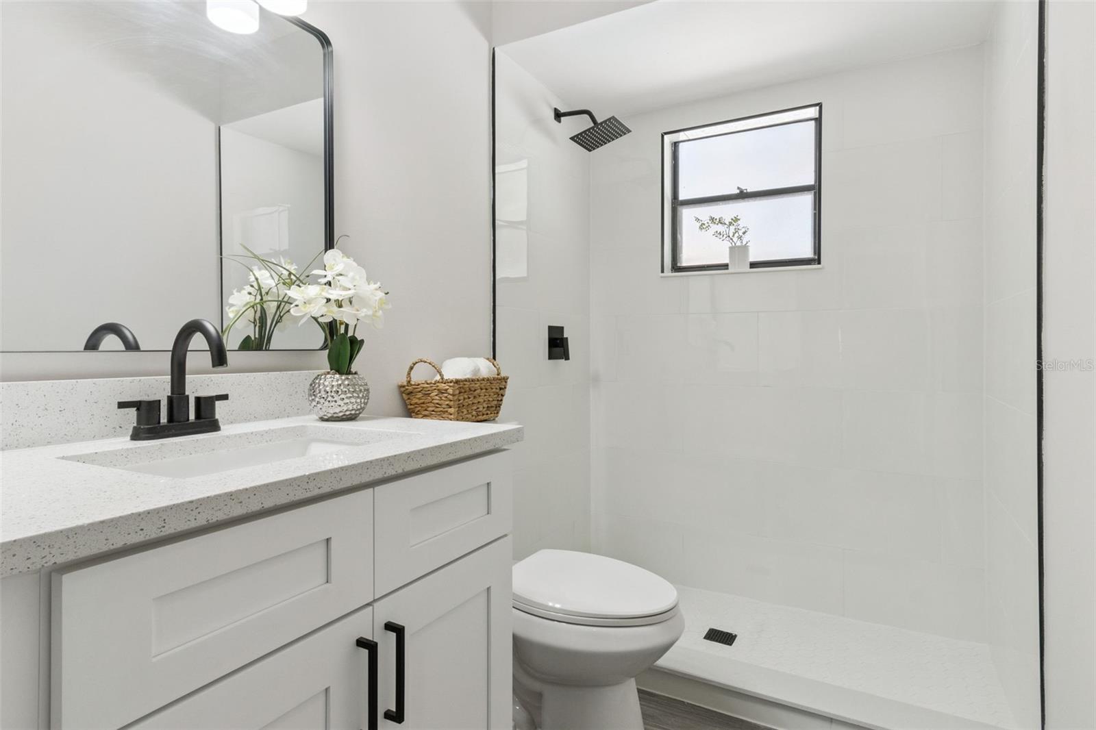 2533 OAK RUN Blvd KISSIMMEE, FL 34744