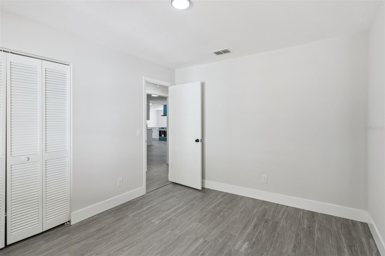 2533 OAK RUN Blvd KISSIMMEE, FL 34744