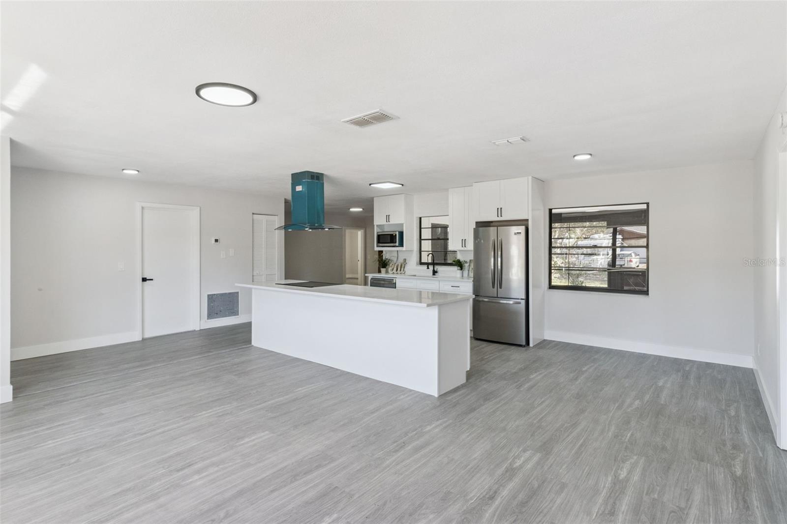 2533 OAK RUN Blvd KISSIMMEE, FL 34744