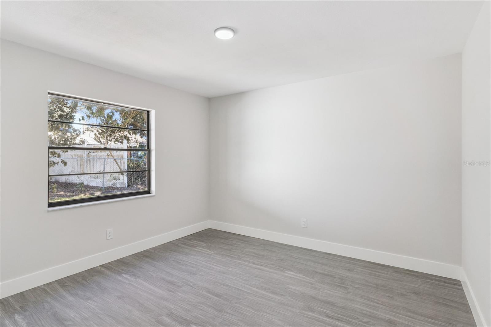 2533 OAK RUN Blvd KISSIMMEE, FL 34744