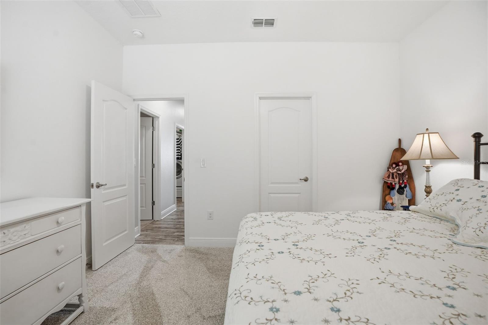 4 VINCA St HOMOSASSA, FL 34446