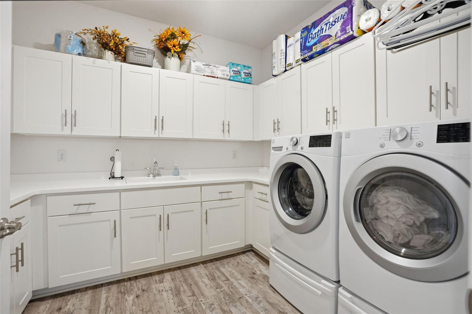 4 VINCA St HOMOSASSA, FL 34446