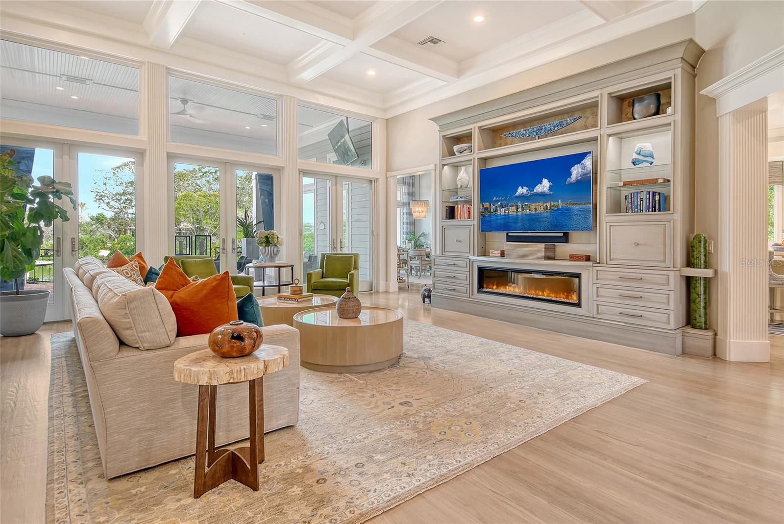 1541 BAY Pt Dr SARASOTA, FL 34236