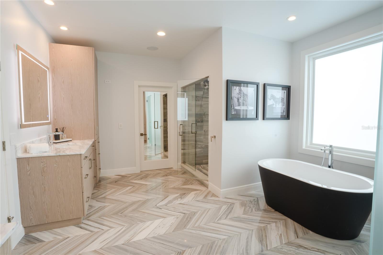 1541 BAY Pt Dr SARASOTA, FL 34236