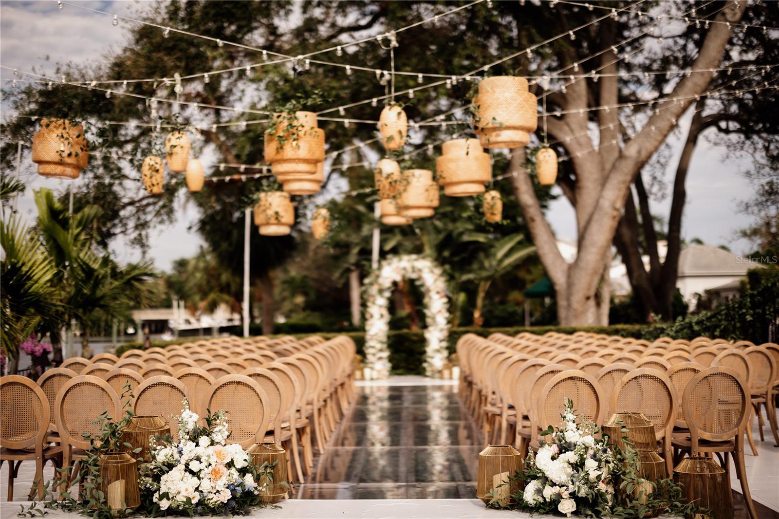 1541 BAY Pt Dr SARASOTA, FL 34236