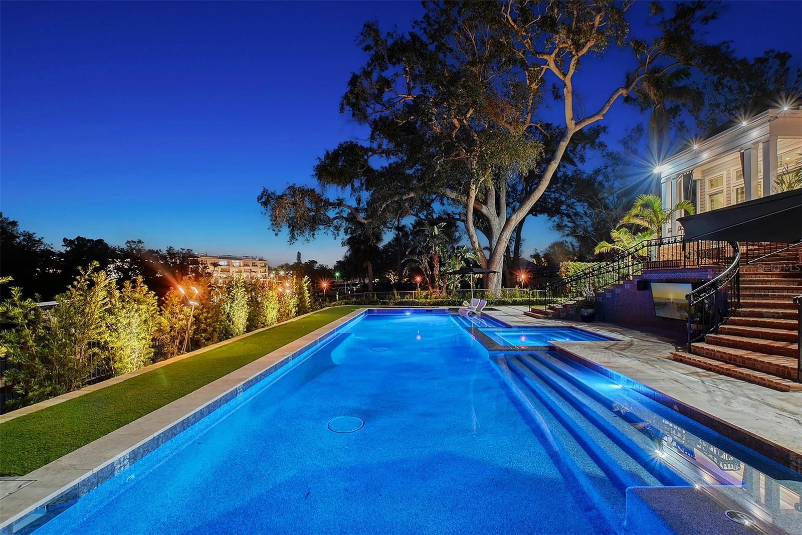 1541 BAY Pt Dr SARASOTA, FL 34236