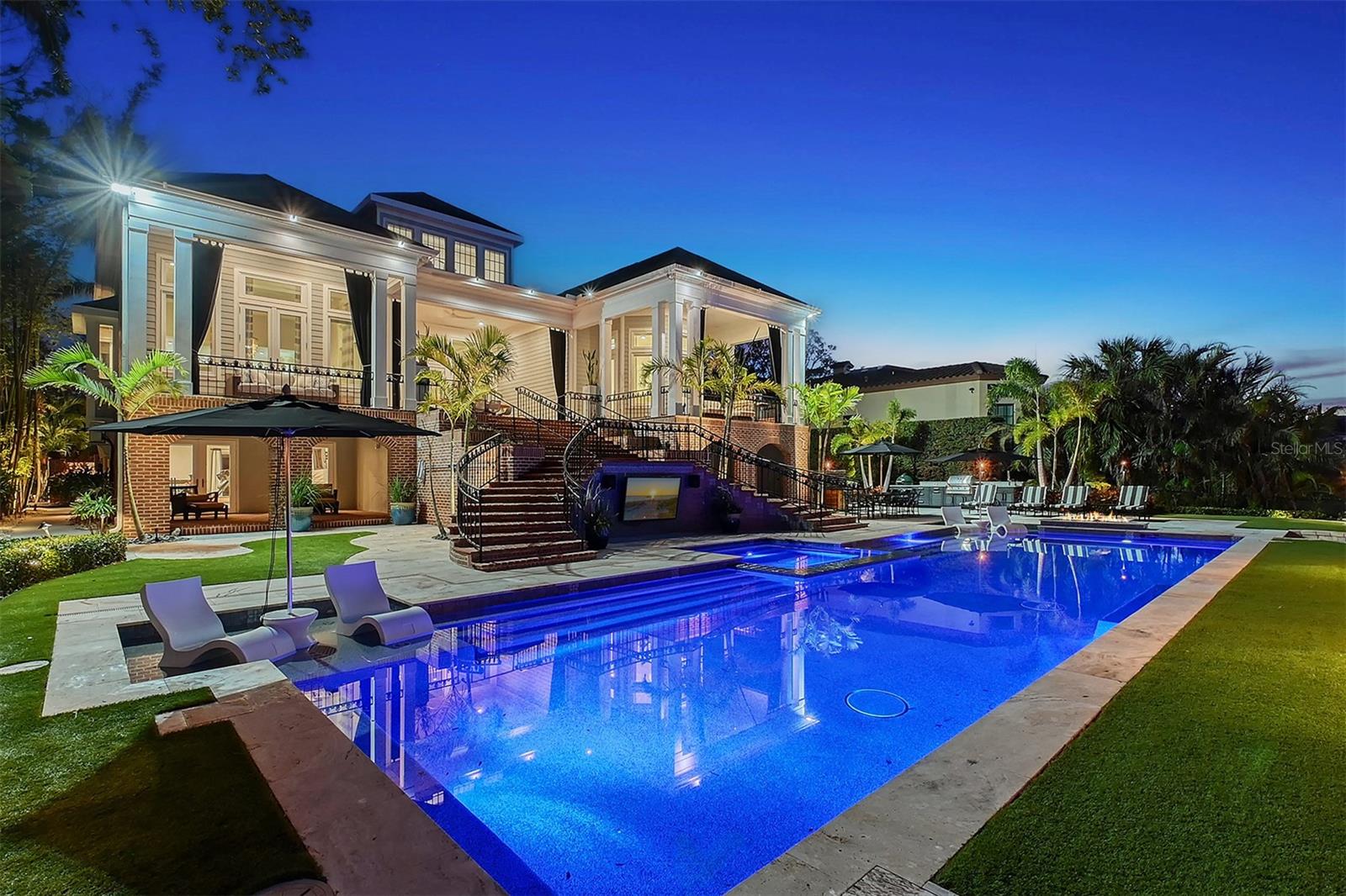 1541 BAY Pt Dr SARASOTA, FL 34236