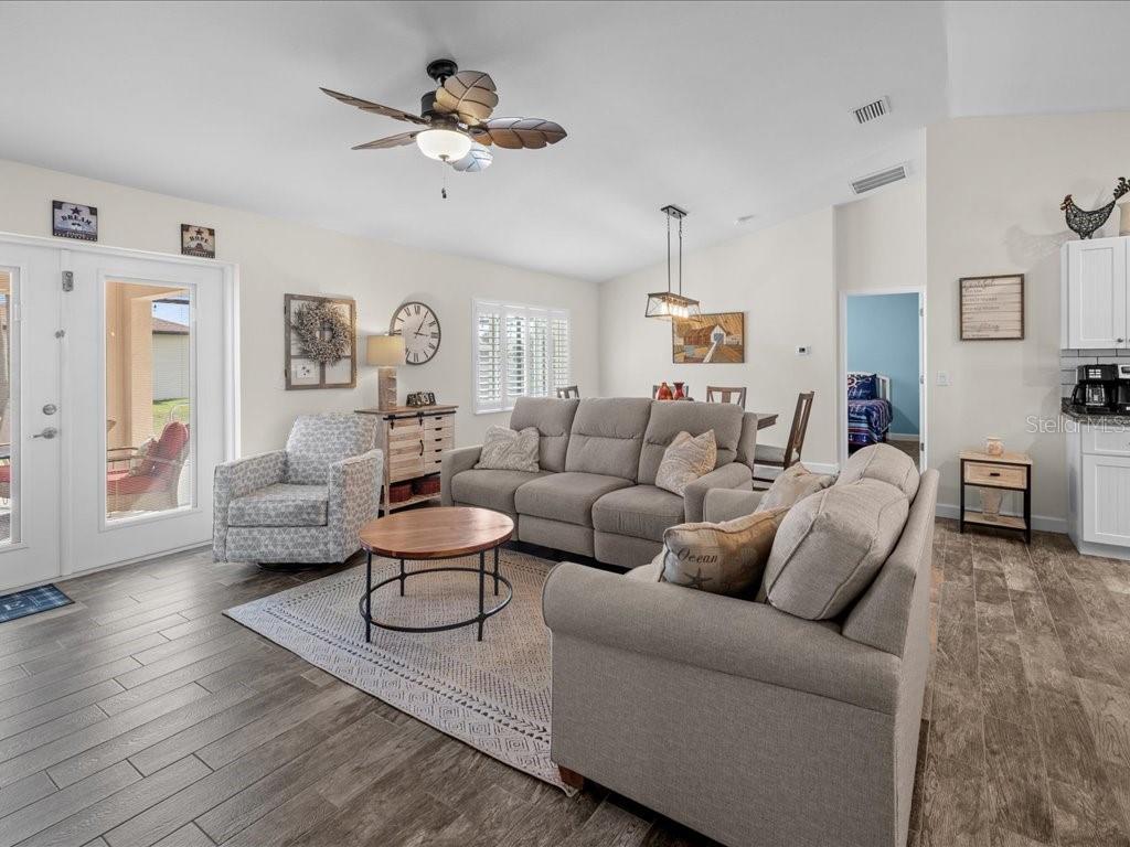 18597 Lk WORTH Blvd PORT CHARLOTTE, FL 33948