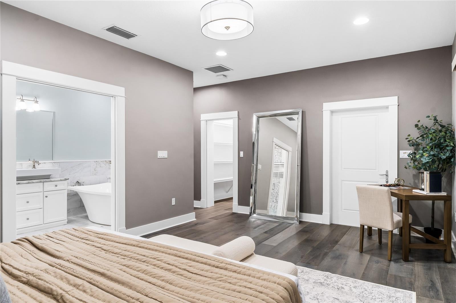 727 Park Lk Cir ORLANDO, FL 32803