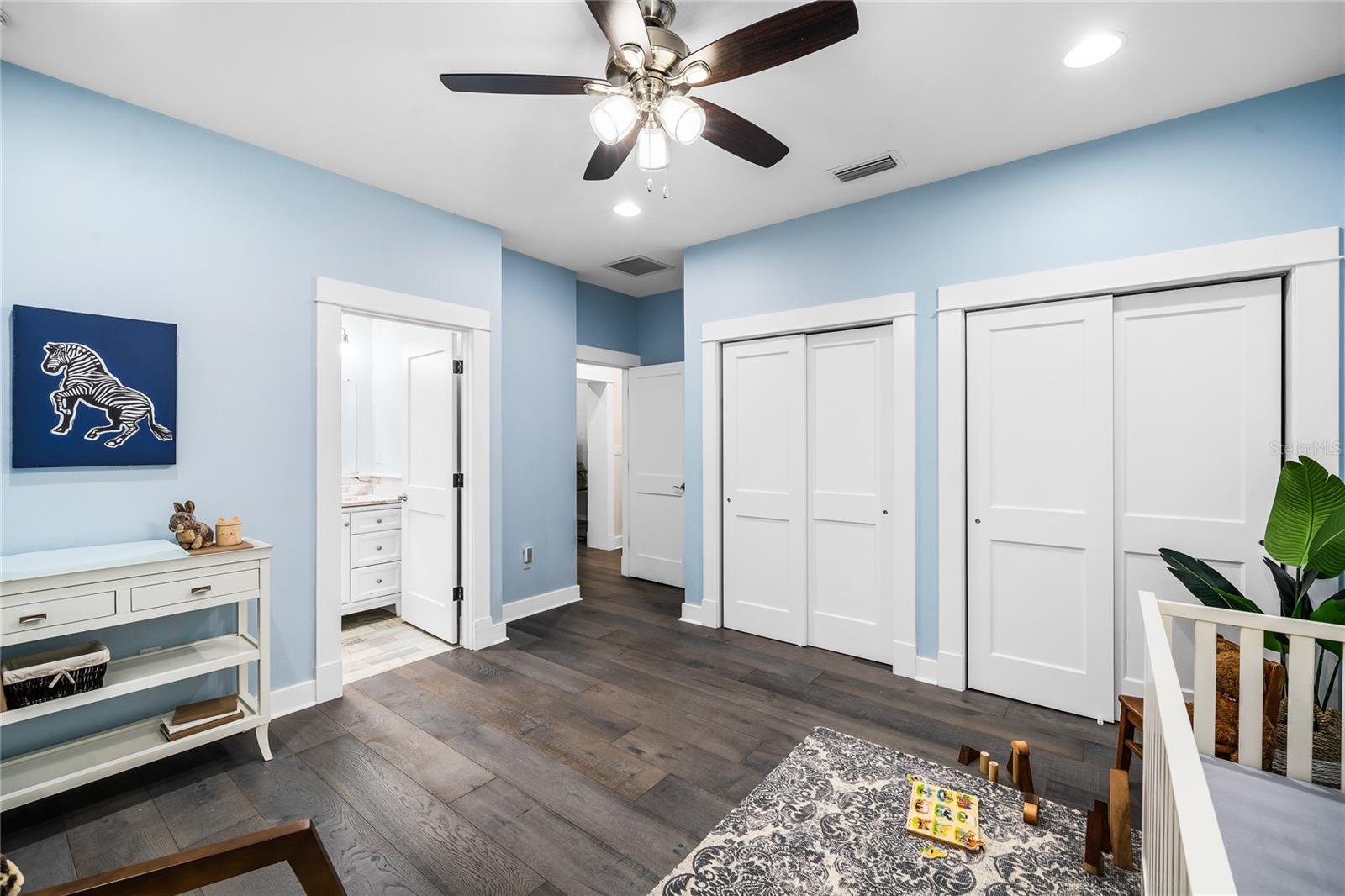 727 Park Lk Cir ORLANDO, FL 32803