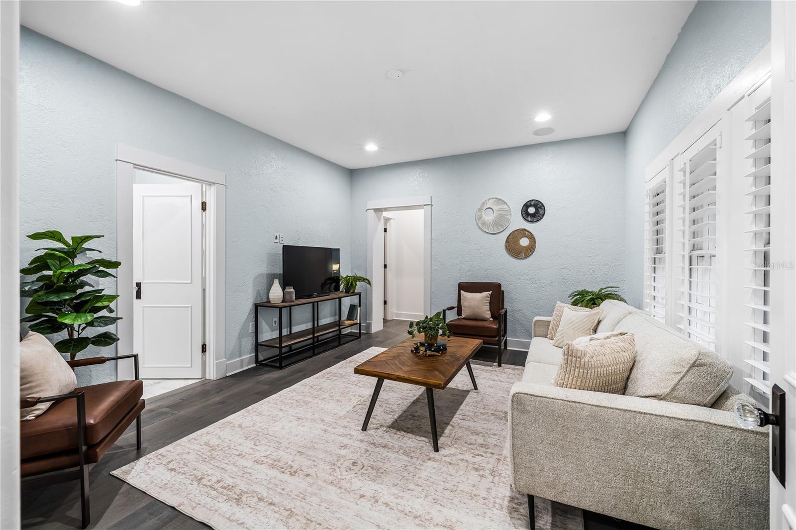 727 Park Lk Cir ORLANDO, FL 32803