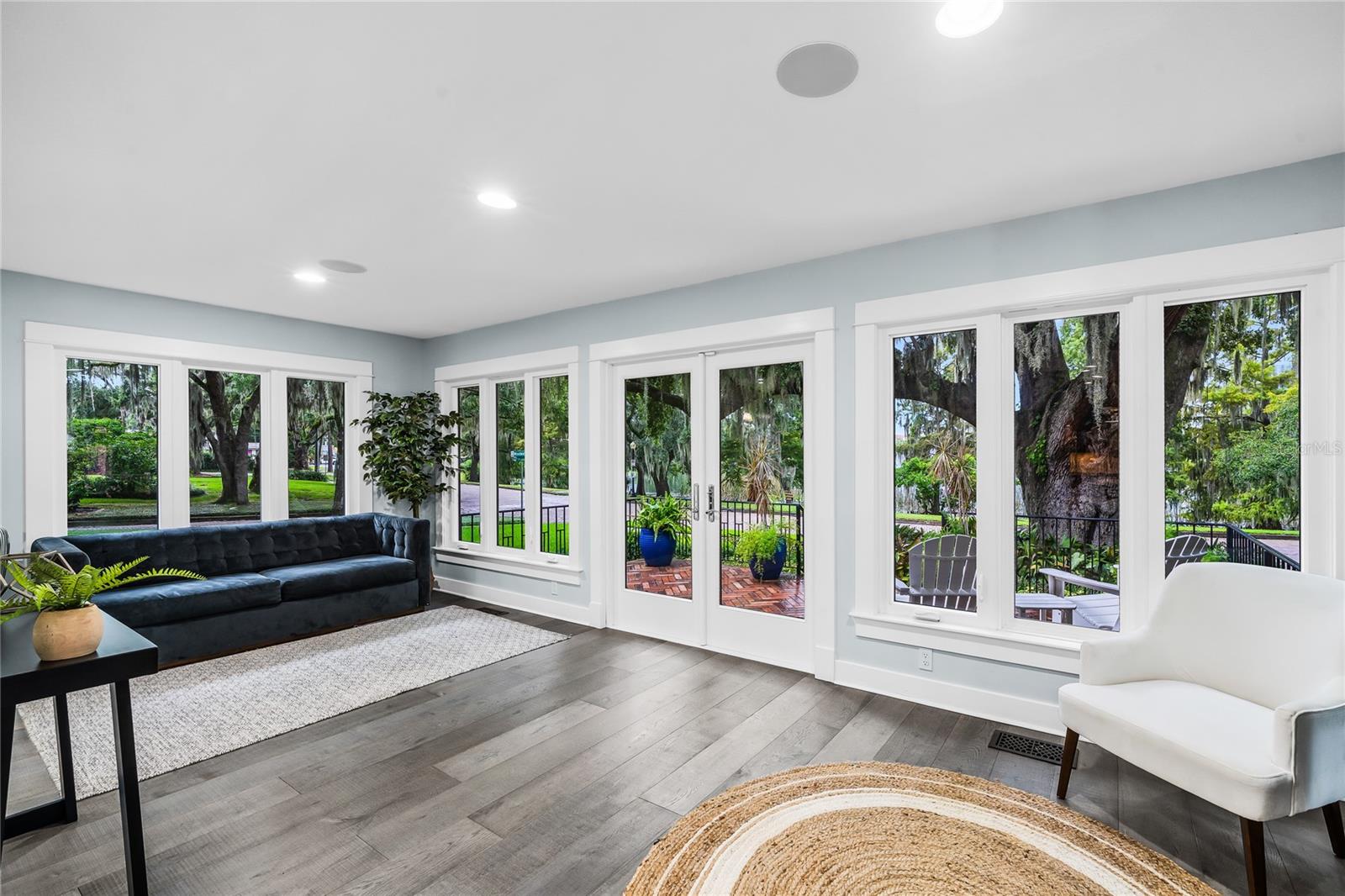 727 Park Lk Cir ORLANDO, FL 32803