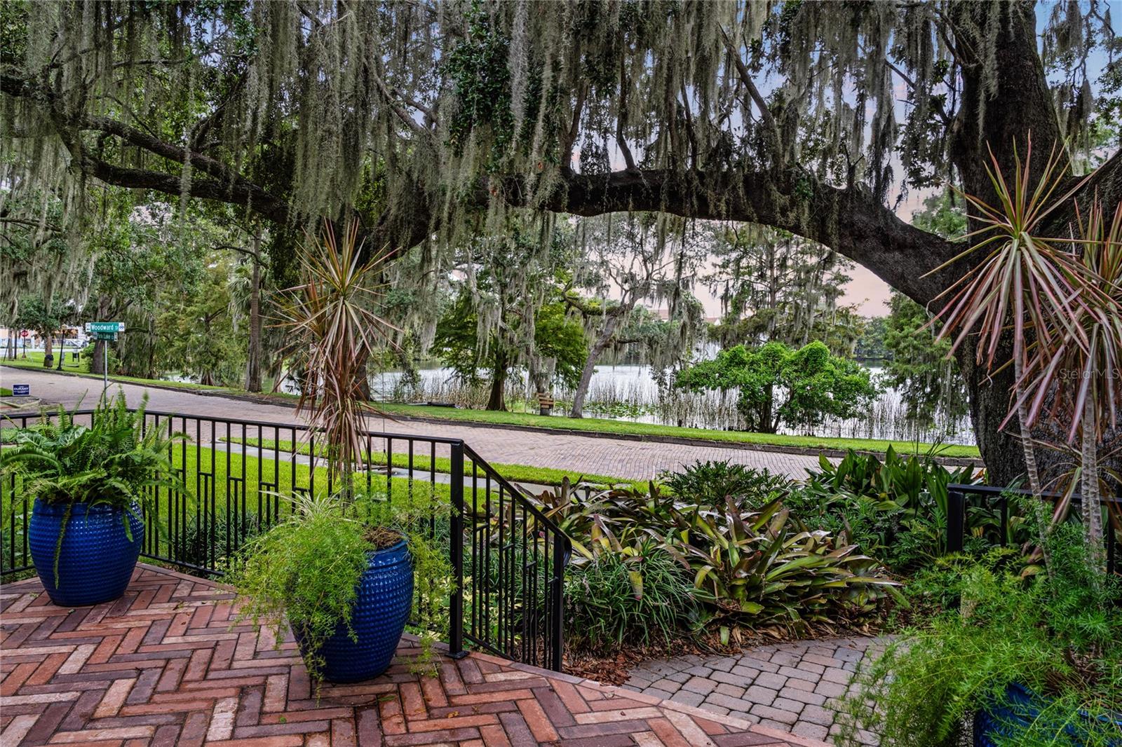 727 Park Lk Cir ORLANDO, FL 32803