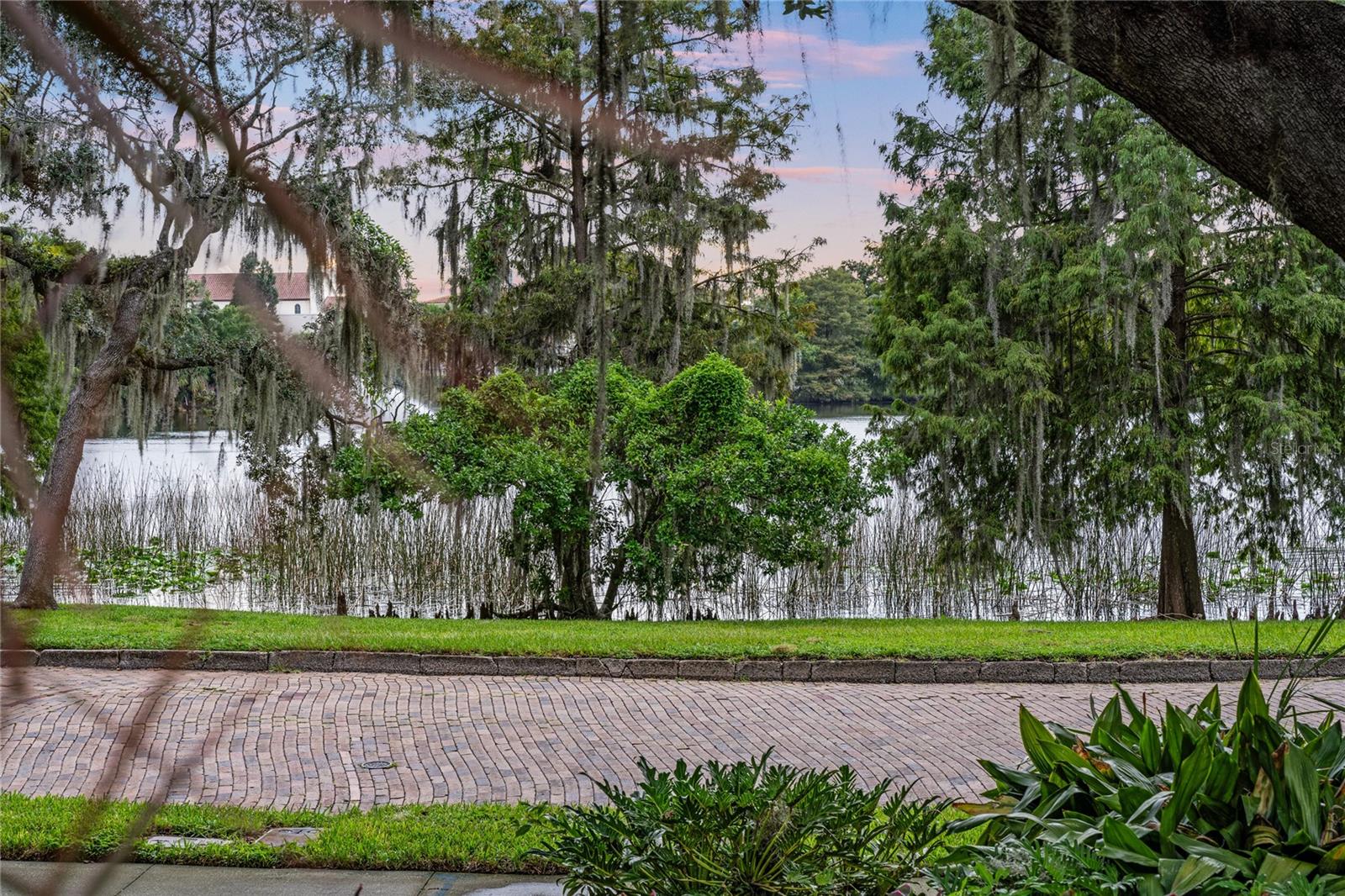 727 Park Lk Cir ORLANDO, FL 32803