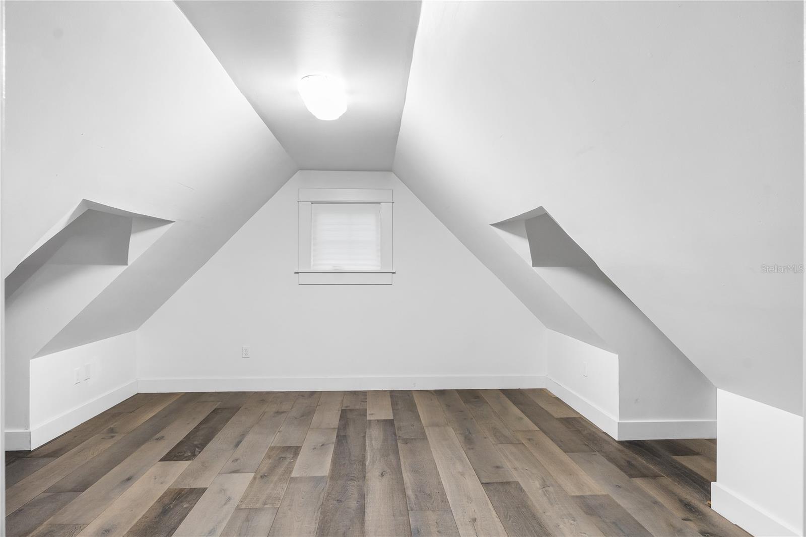 727 Park Lk Cir ORLANDO, FL 32803