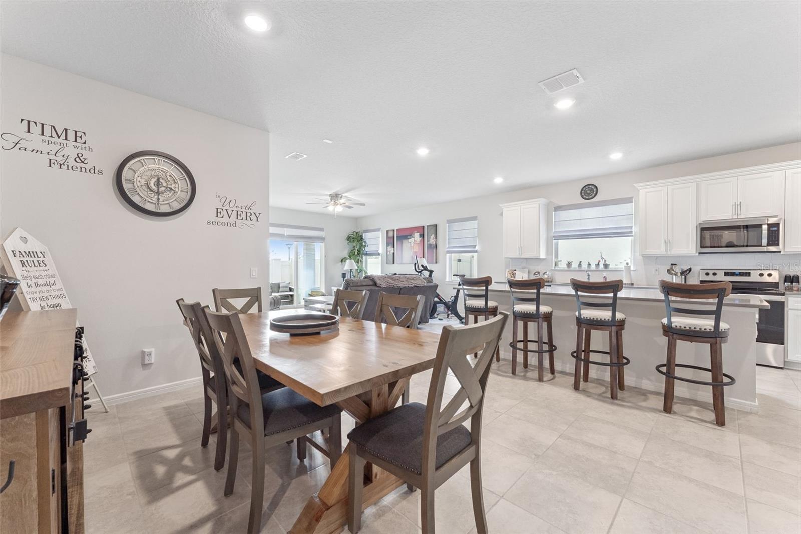 1989 Spg SHOWER Cir KISSIMMEE, FL 34744